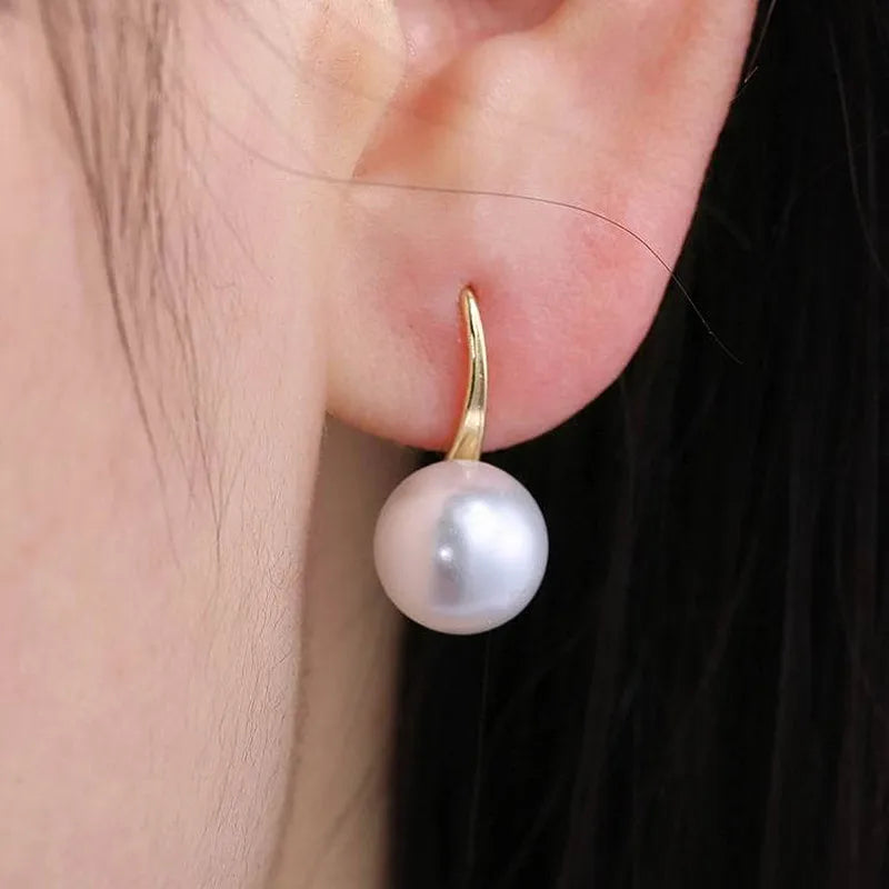 Fashion Simulated Pearl Stud Earrings