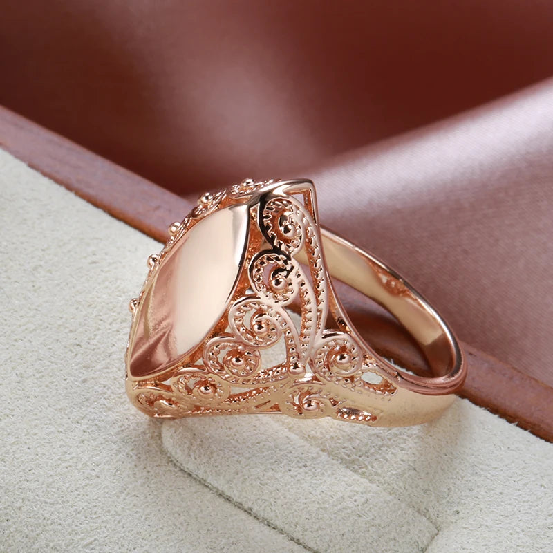 Glossy Rhombus Ring 585 Rose Gold