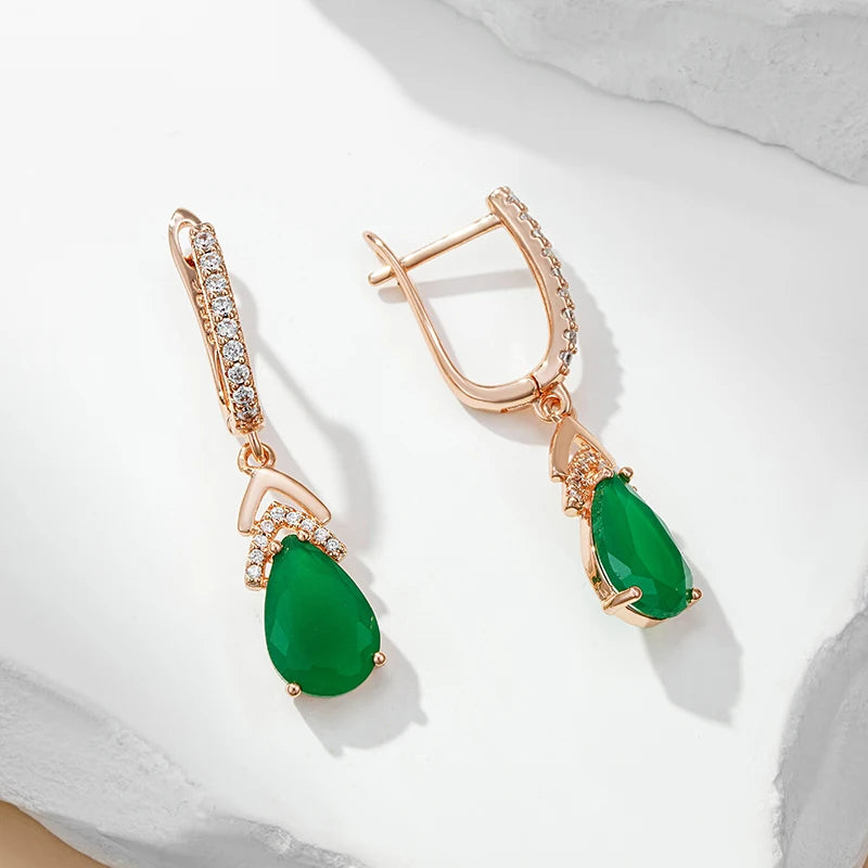 Elegant Emerald 585 Rose Gold Drop Earrings