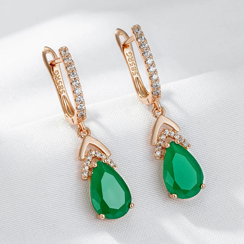 Elegant Emerald 585 Rose Gold Drop Earrings