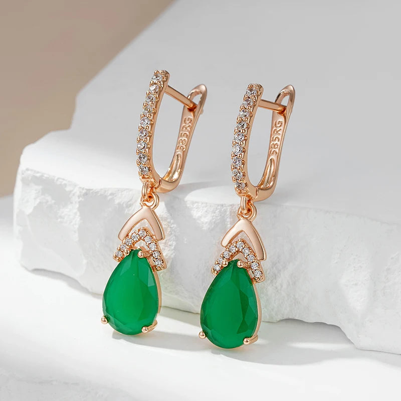 Elegant Emerald 585 Rose Gold Drop Earrings