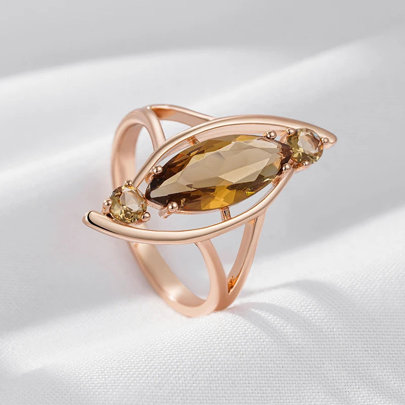 Light Brown Zircon Rhombus Ring 585 Rose Gold