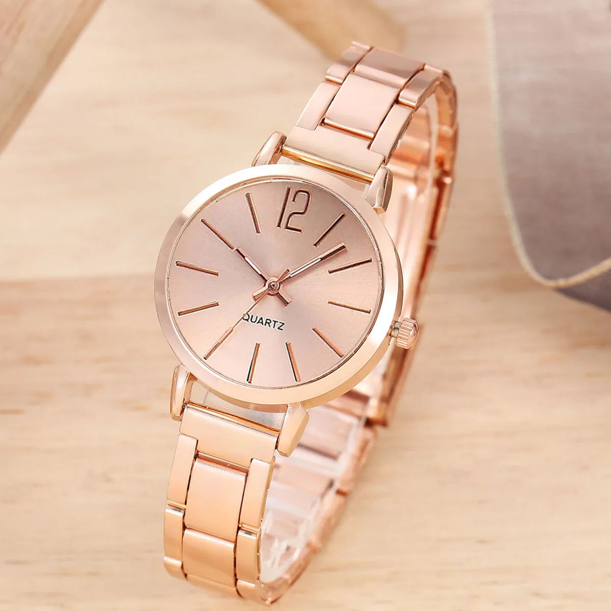 Free Gift - Luxury Women's Watch and Bracelet Set