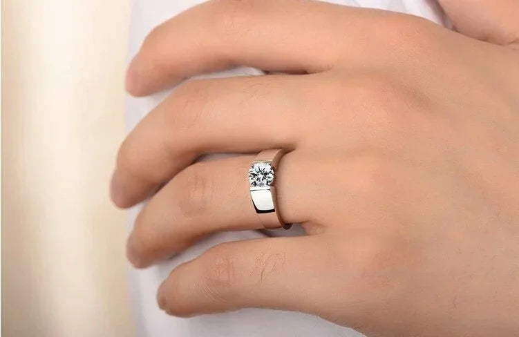 Free Gift-Circular Zircon Couple Engagement Rings